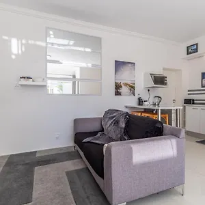 https://greenways-drive-apartment.hotels-capetown.com